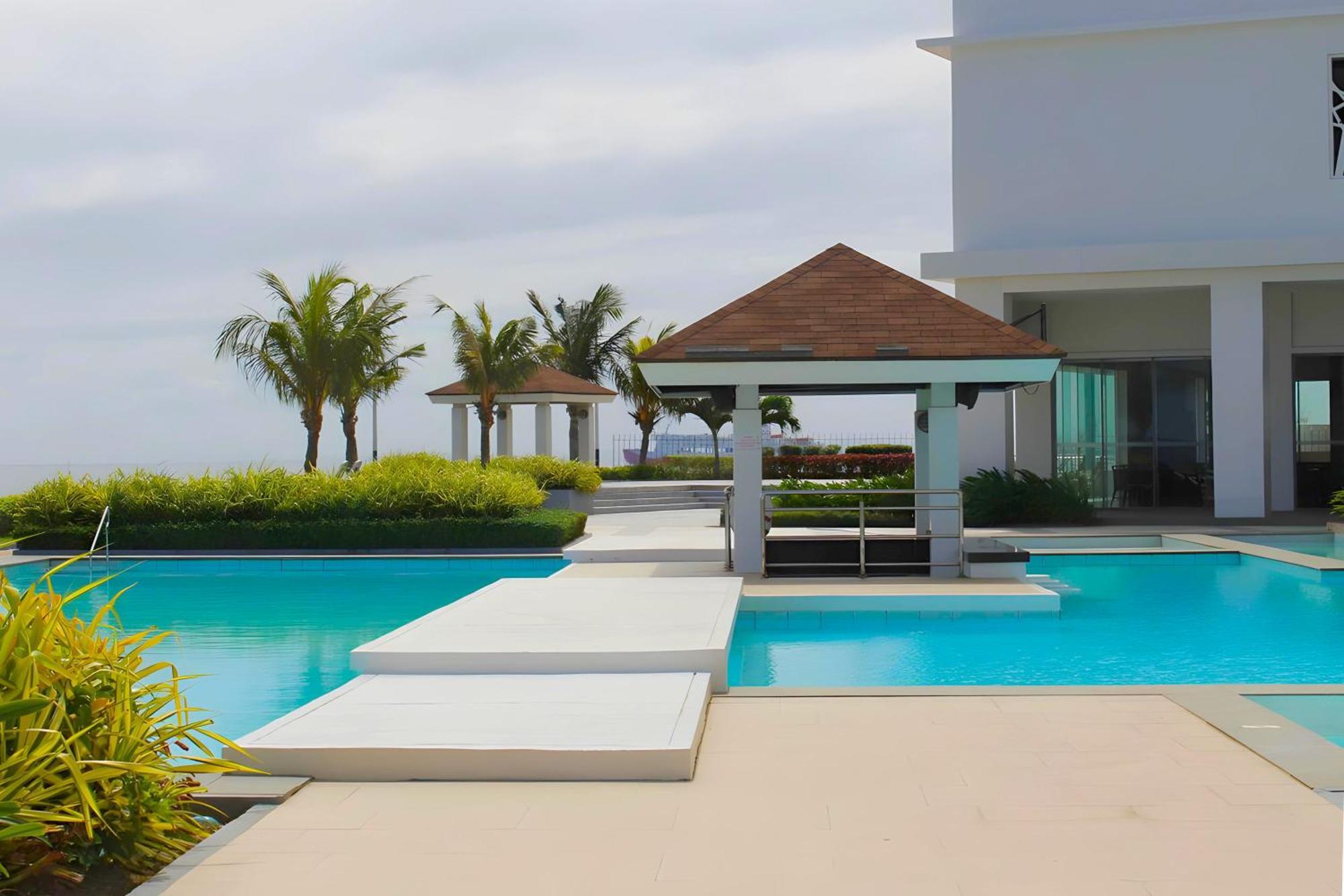 Arterra Seaview Resort Lapu-Lapu City Exterior photo